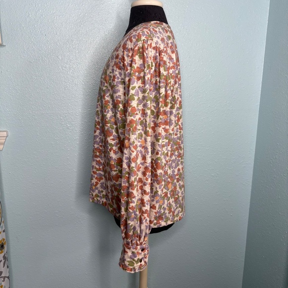 Democracy Long Sleeve Floral Blouse - Picture 2 of 11